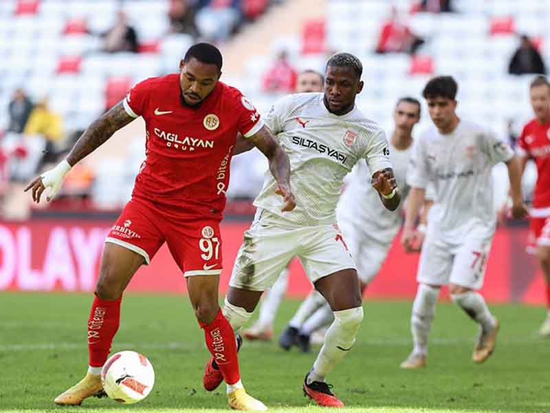 Nhận định soi kèo Antalyaspor vs Pendikspor lúc 0h00 ngày 7/5/2024