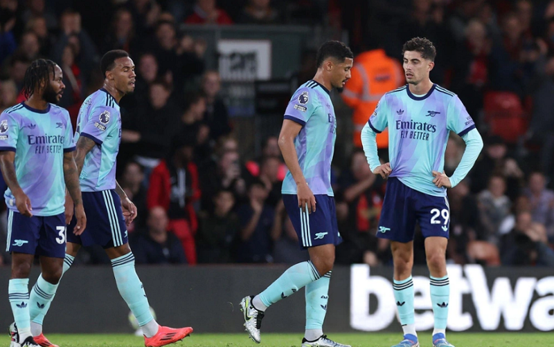 Dermot Gallagher: ‘Các quyết định của trọng tài đã mang lại lợi thế cho Bournemouth, trong khi Arsenal chịu thiệt thòi’