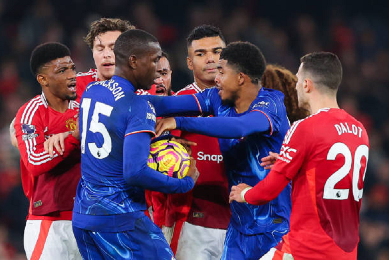 Hòa MU, Chelsea nối dài chuỗi không thắng trên Old Trafford