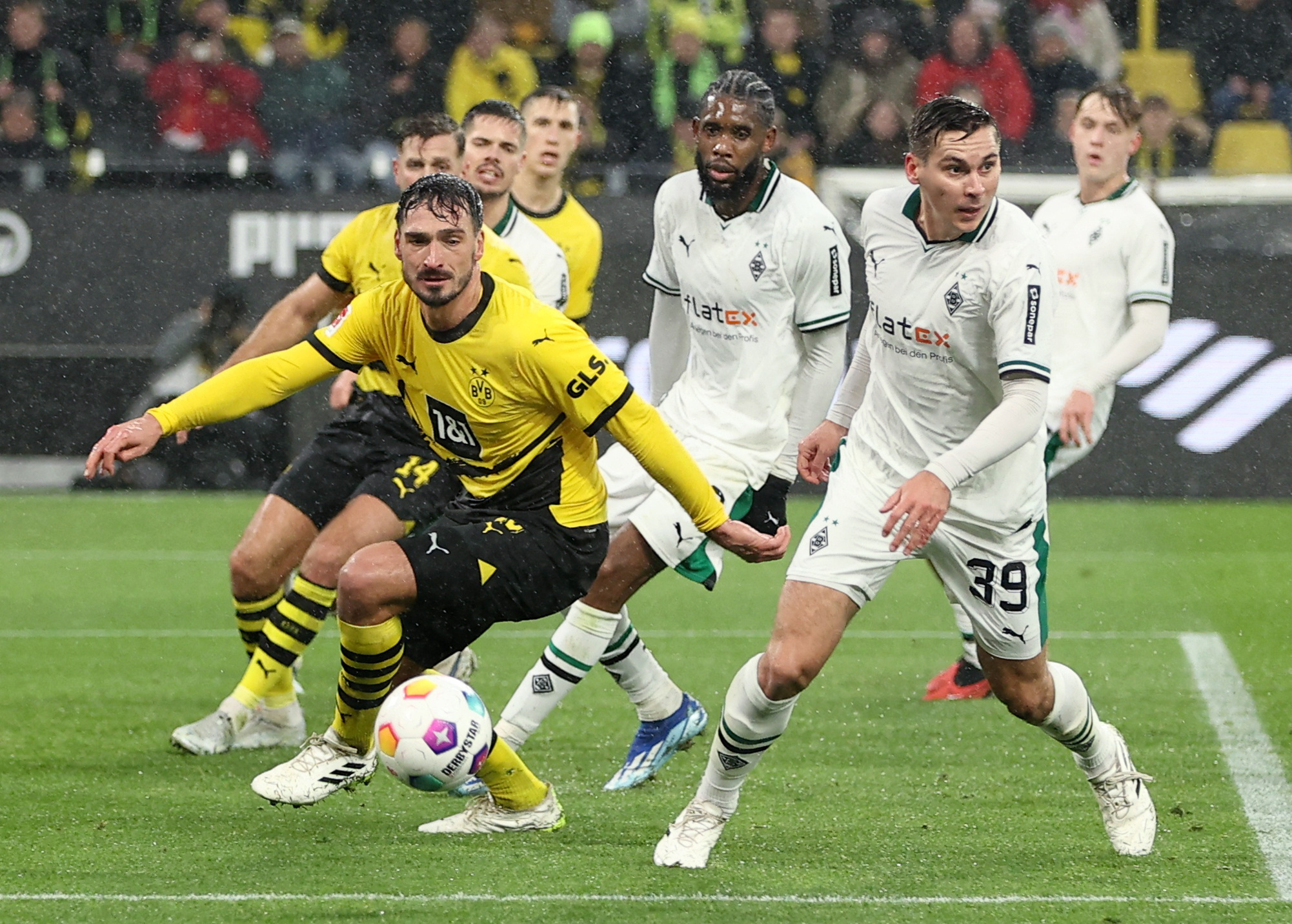 Nhận định soi kèo Gladbach vs Dortmund lúc 00h30 ngày 08/12/2024