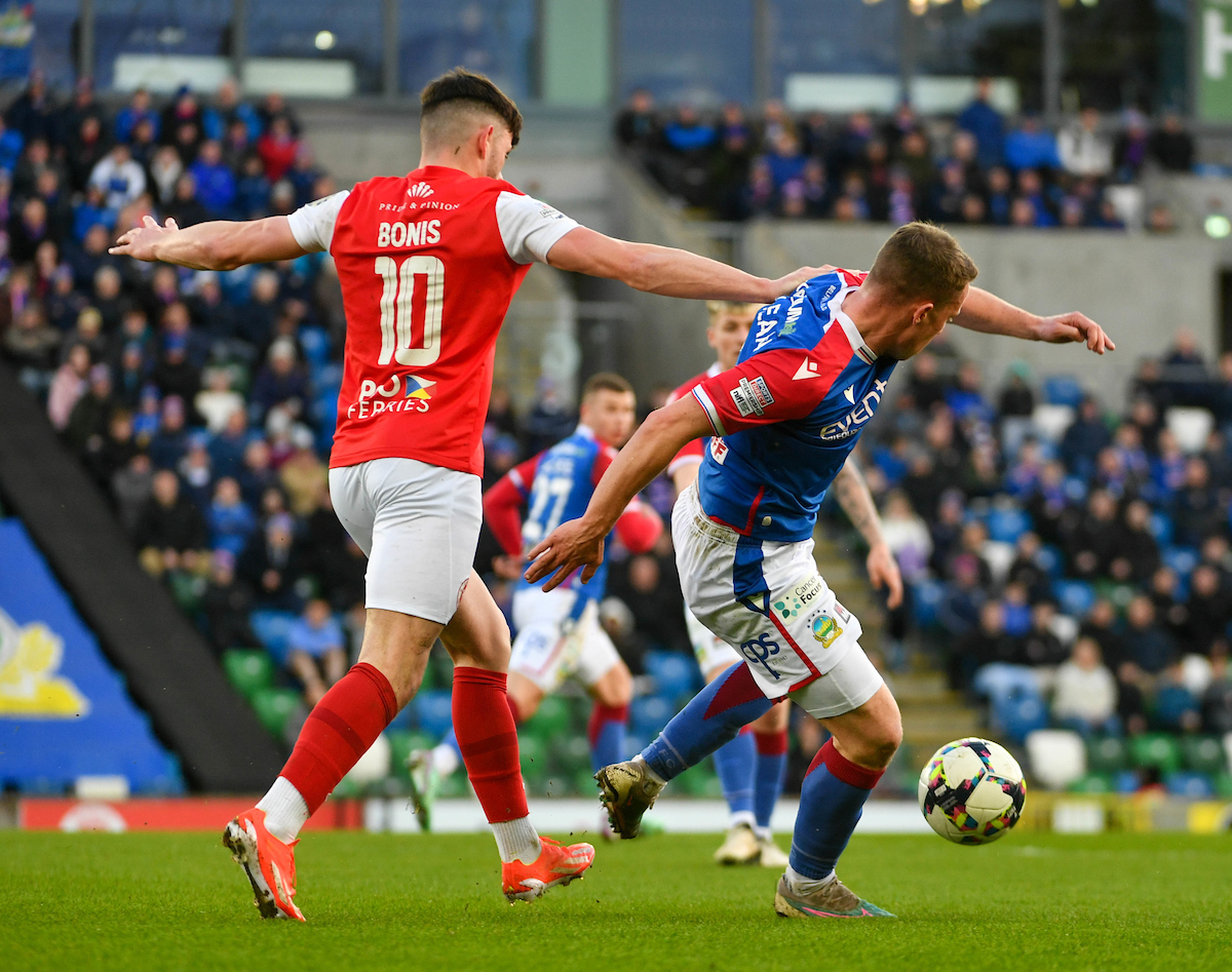 Nhận định soi kèo Linfield vs Larne lúc 2h45 ngày 31/12/2024