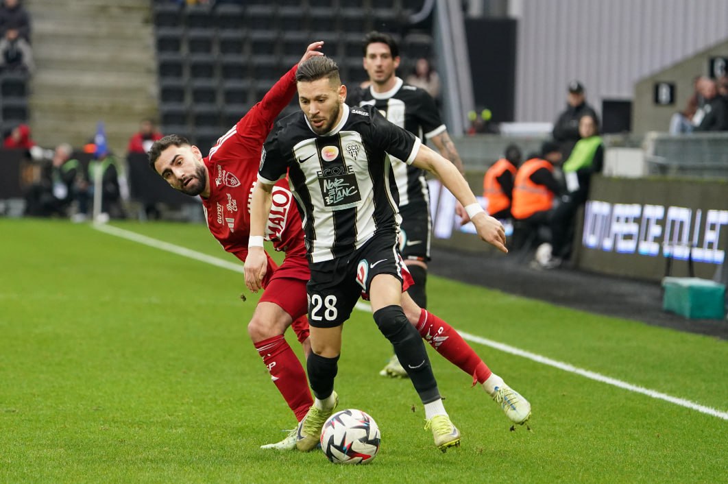 Angers vs Brest (21:00 &#8211; 05/01) | Xem lại trận đấu