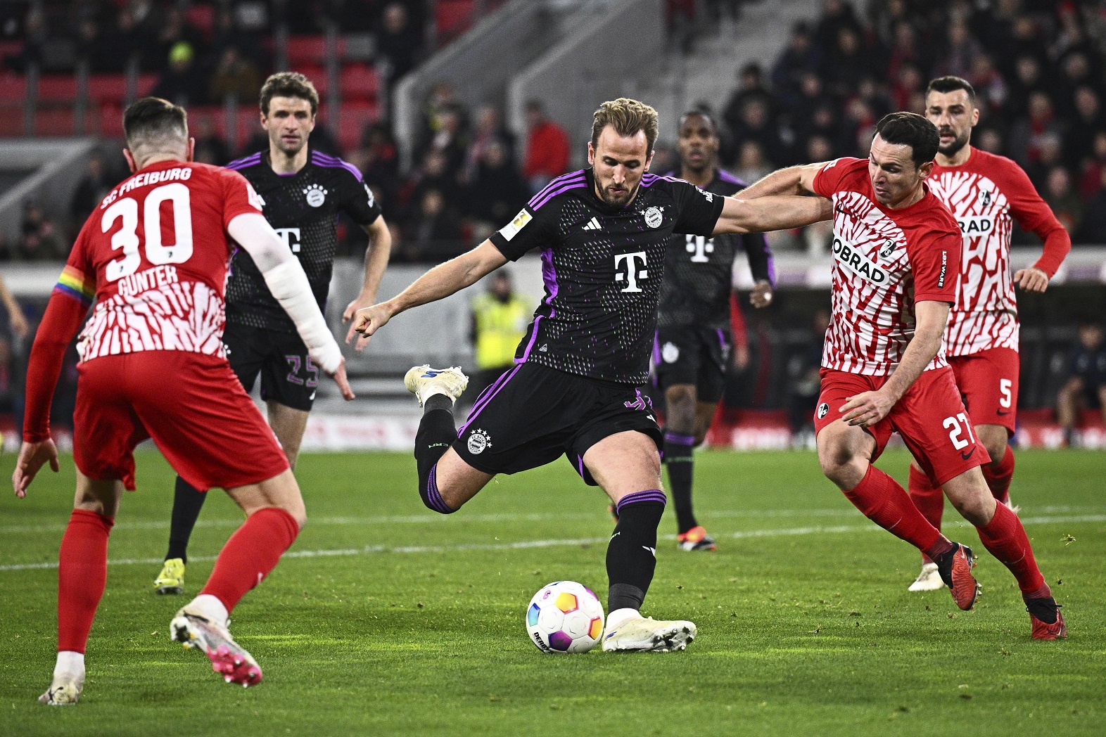 Nhận định soi kèo Freiburg vs Bayern lúc 21h30 ngày 25/1/2025