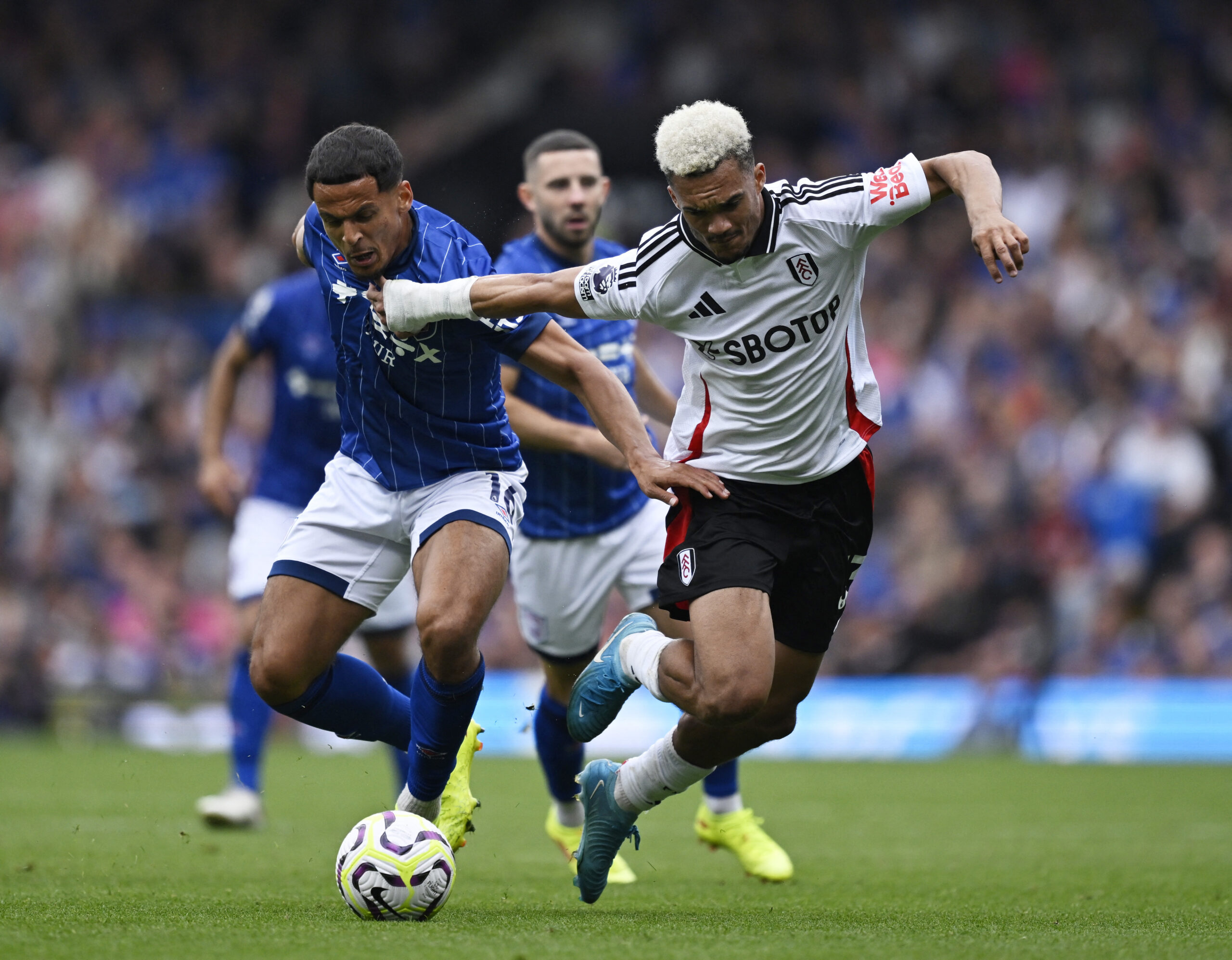 Nhận định soi kèo Fulham vs Ipswich Town vào 21h00 ngày 5/1/2025