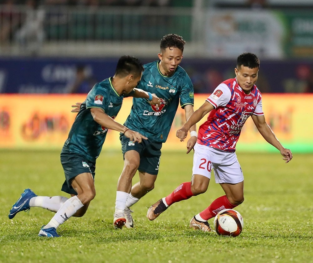 Nhận định soi kèo HAGL vs TP HCM lúc 17h00 ngày 17/1/2025