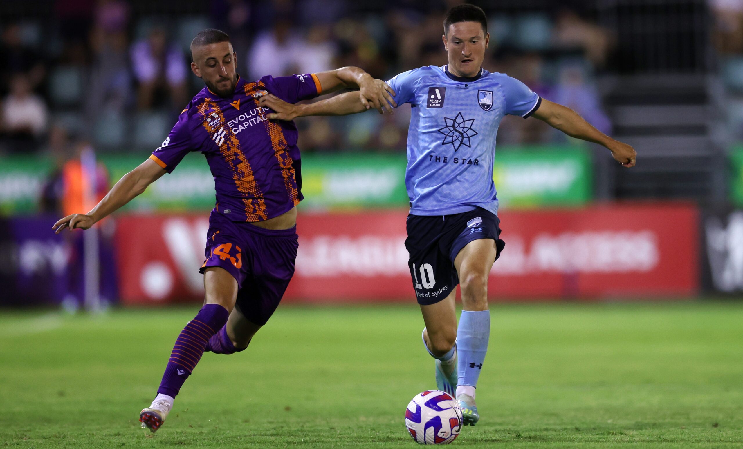 Nhận định soi kèo Sydney vs Perth Glory lúc 15h00 ngày 8/1/2025